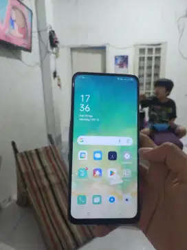 Oppo reno 2f 8/128