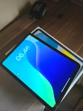 Ipad A16 Blue Like New