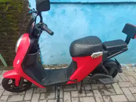 Sepeda listrik uwinfly M60 di cipondoh