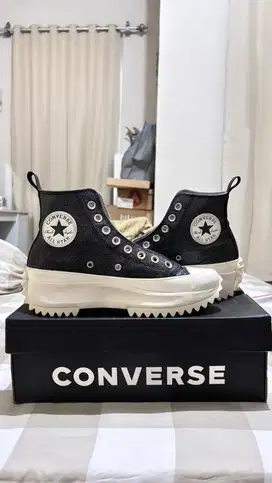 Preloved sepatu Converse Run Stars High Black ORIGINAL 100%