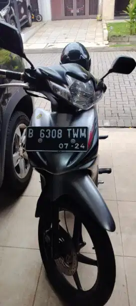 Absolute Revo CW th 2009 mesin ok tgn 1 segel