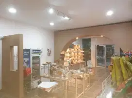 Dicari karyawati untuk jaga toko