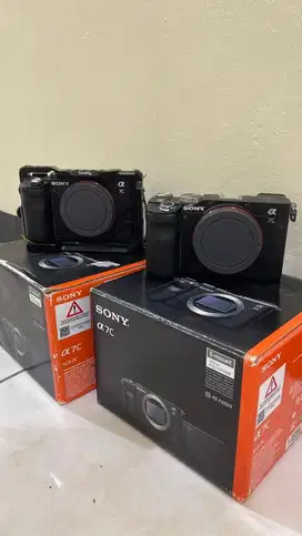 2 unit Sony A7c Body Only Borongan