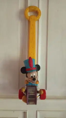 Mainan dorong drummer popping Mickey Mouse