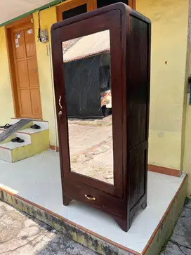 Lemari lawasan bahan jati tua gratis ongkir area solo raya