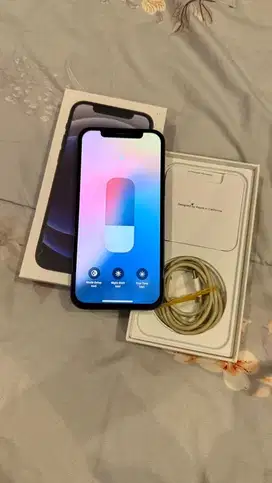Dijual Iphone 12 Black 128GB Terdaftar Lengkap