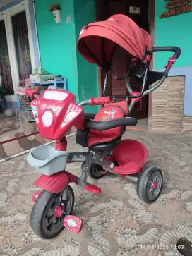 Sepeda anak Family