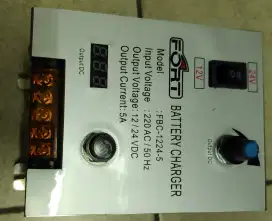 Dijual Cas Aki Baterai Charger 5A/12-24Vdc