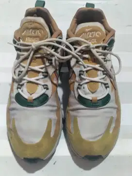 sneakers nike tabung