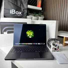 MacBook Pro M4 iBox 16gb 512gb Baru Sebulan Pakai