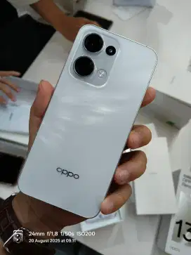 Oppo Reno 13 5g