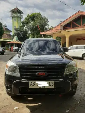 Ford Everest XLT 2011