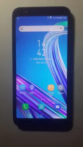 Dijual asus zenfone live L1