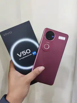 Vivo v50 5g ram 12/256 like new