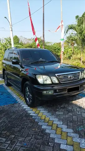Landcruiser Cygnus Bensin