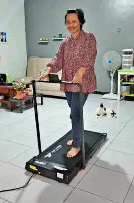 WALKING PAD TL 336 ELEKTRIK TREADMILL ALAT FITNESS BARU