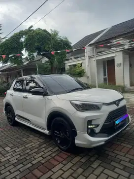 Toyota Raize 1.0 GR Automatic AT 2022 Pajak panjang Cash
