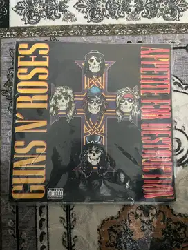 Vinyl Piringan Hitam Guns N Roses - Appetite For Destruction (unsealed
