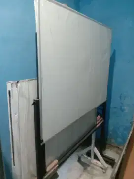 Papan tulis standing baru wa