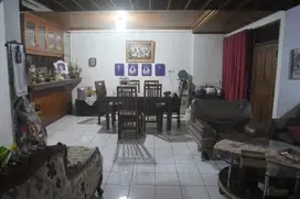Rumah 3 Lantai di Sayap Arcamanik Endah, 11 KT & 7 KM Ref.04717