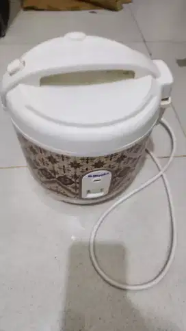 MAGIC COM LIKE NEW
