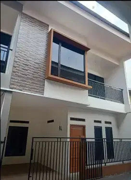 Rumah Minimalis Lokasi Strategis di Bintara
