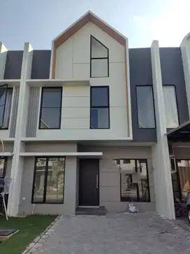 Rumah Eastern Park cantik, strategis