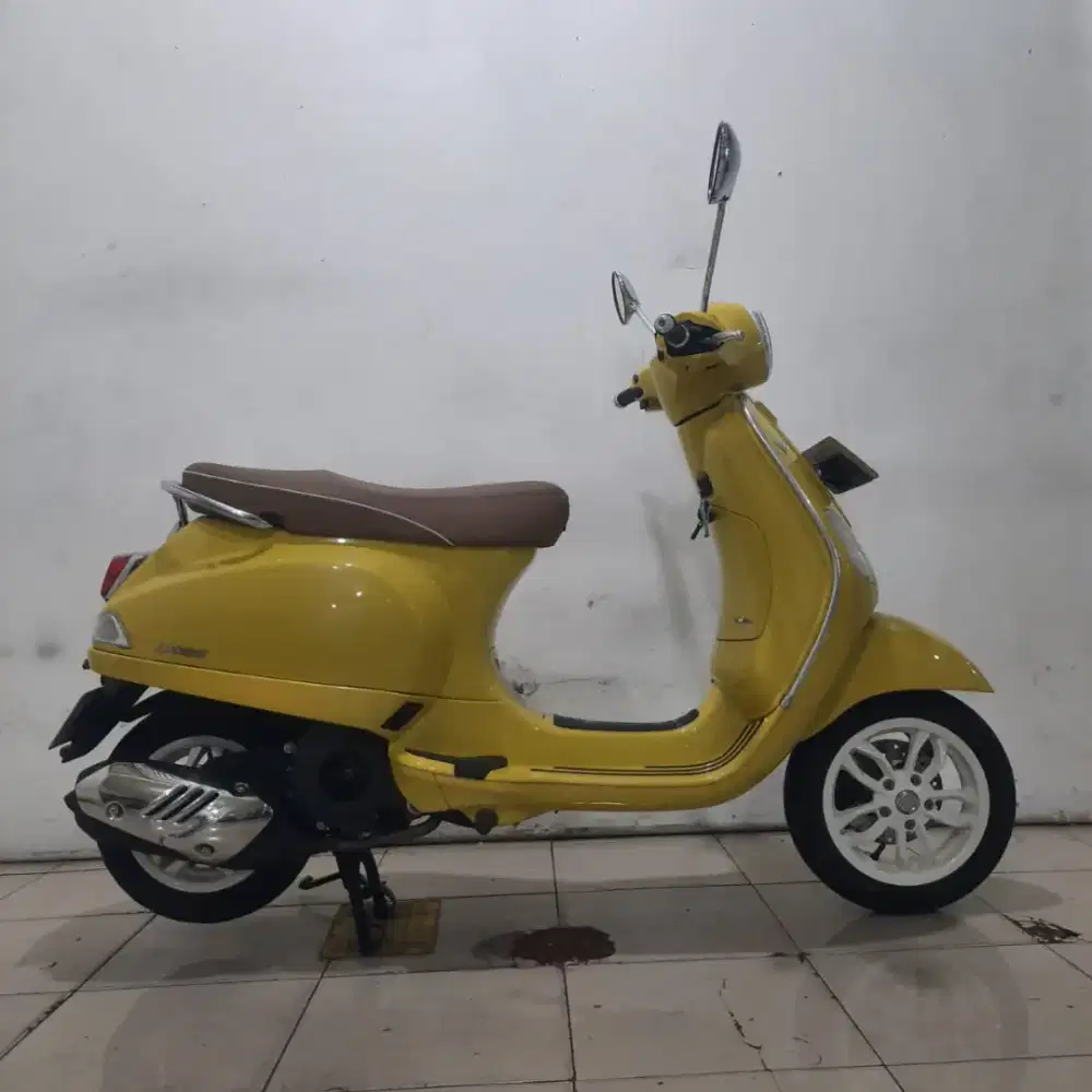 CASH DAN KREDIT VESPA LX 125 I-GET TAHUN 2024