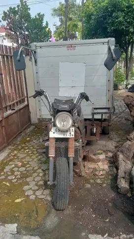 Viar roda tiga motor bekas