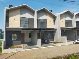 Rumah cluster 2 lantai budi luhur samping setraduta bandung