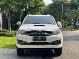 TOYOTA FORTUNER G VNT MANUAL DIESEL 2014 PUTIH PAJAK PANJANG RARE ITEM