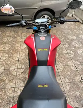 JUAL cb150r 2025