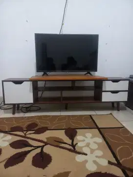 Meja TV Serbaguna