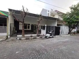 Disewakan Rumah Siap Huni Bagus di Delta Sari Indah, Waru, Sidoarjo