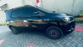 Mobil Crevrolet Spin LTZ 1.5 Bensin 2014