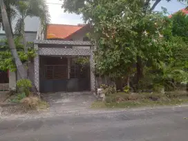 Dijual rumah lokasi strategis