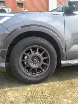 Jual Cepat Velg Ori & Ban