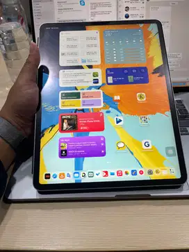 Dijual Apple iPad Pro 2018 12.9inch 1 TB Cellular Silver + Cases