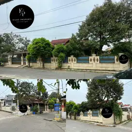 Dijual Rumah Hook di Komplek Deppen, Cimanggis, Depok.