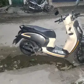 jual motor scopy pemakayan cewe anter jemput anak sekolah doang