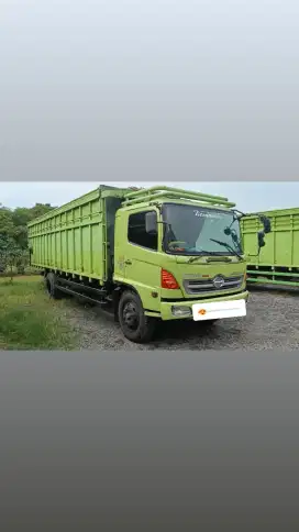 Hino FG235JP 2014