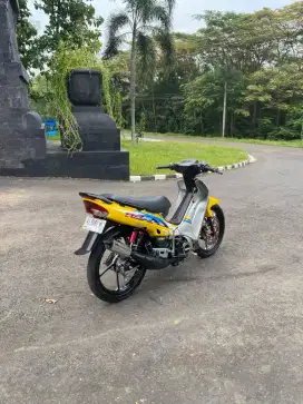 F1Z R tahun 2001 komplit