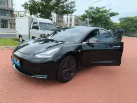TESLA MODEL 3 LIKE NEW 2021