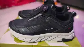 Sepatu Kanky ukuran 41