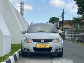 GAGAH! SUZUKI SX4 X OVER 1.5 AUTOMATIC 2009 AT X ROAD S CROS MANUAL MT
