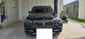 Bmw x5 4.0 i.  2023 Black