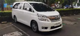 Toyota Vellfire  / 2015