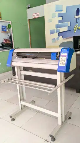 JUAL MESIN STIKER CUTTING BEKAS BERKUALITAS