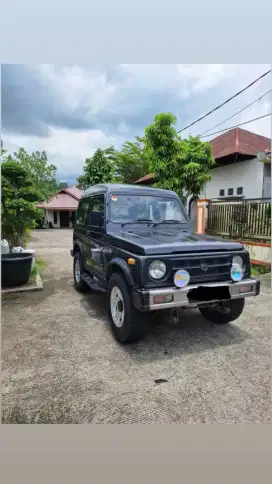 Mobil suzuki katana keluaran 2005 (spesial  Edisition) dijual