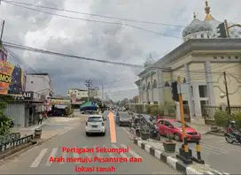 Tanah pekarangan dekat Ponpes Guru Sekumpul, Martapura